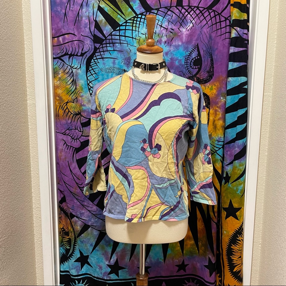 π Amazing pastel Vintage art sweater - Picture 2 of 11